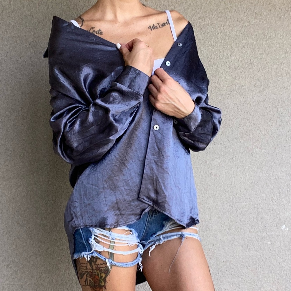 Vintage Limited deep silver button up